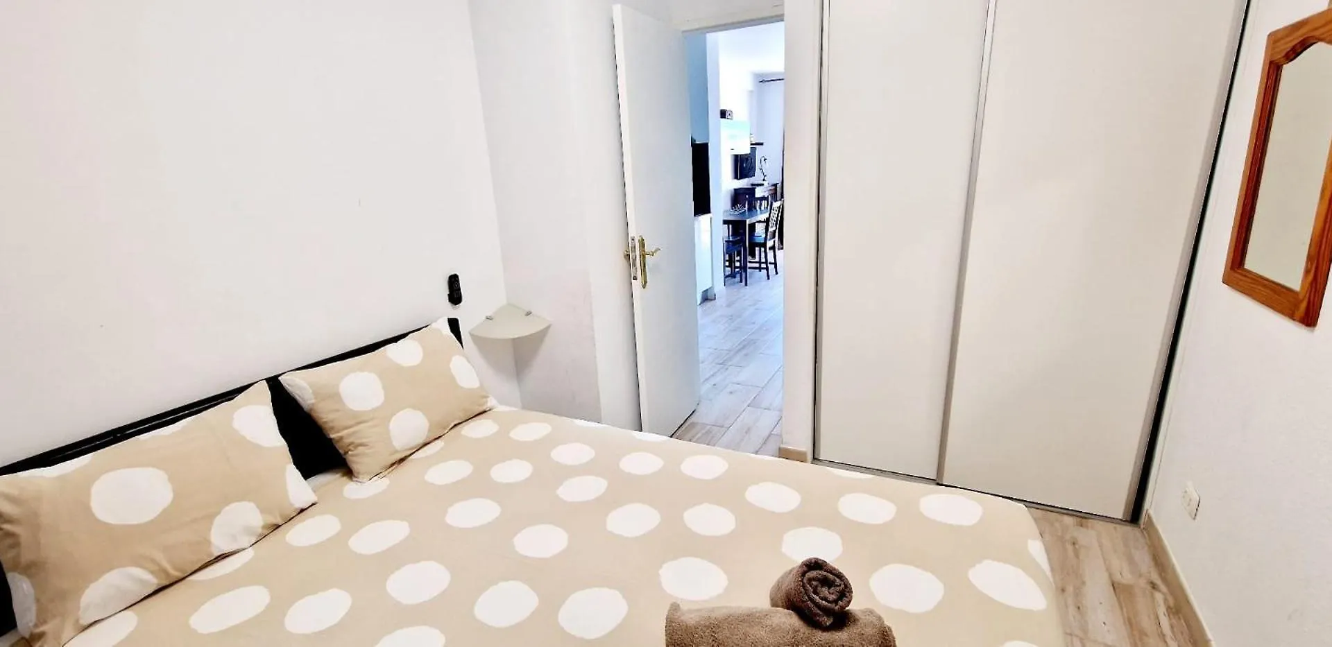 Las Vistas 1 Bedroom Wifi Free Playa de las Americas  Spain
